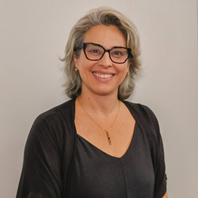 Prof.ª Ms. Zodja Graciani