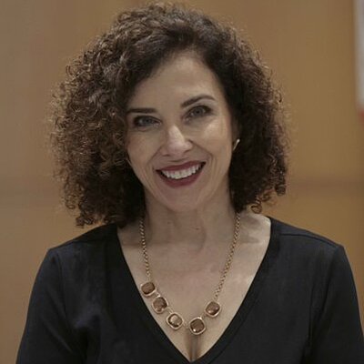 Profa. Dra. Marili Moreira da Silva Vieira 