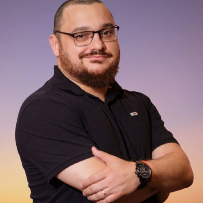 Prof. Dr. Marco Vinicius Bhering de Aguiar Vallim Prof. Dr. Marco Vinicius Bhering de Aguiar Vallim