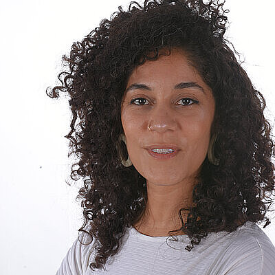 Profa. Dra. Vanessa de Souza Oliveira