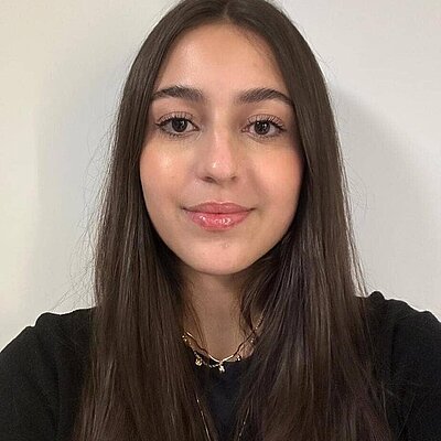 Clara Nastrini da Cunha Oliveira Clara Nastrini da Cunha Oliveira