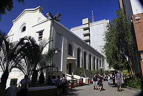 Escola de líderes e de excelência na área do direito comemora aniversário  em BH - Gerais - Estado de Minas